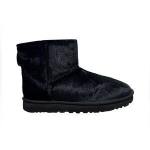 UGG ‼️ CLASSIC MINI BLACK VELVET BOOTS WOMEN’S 10